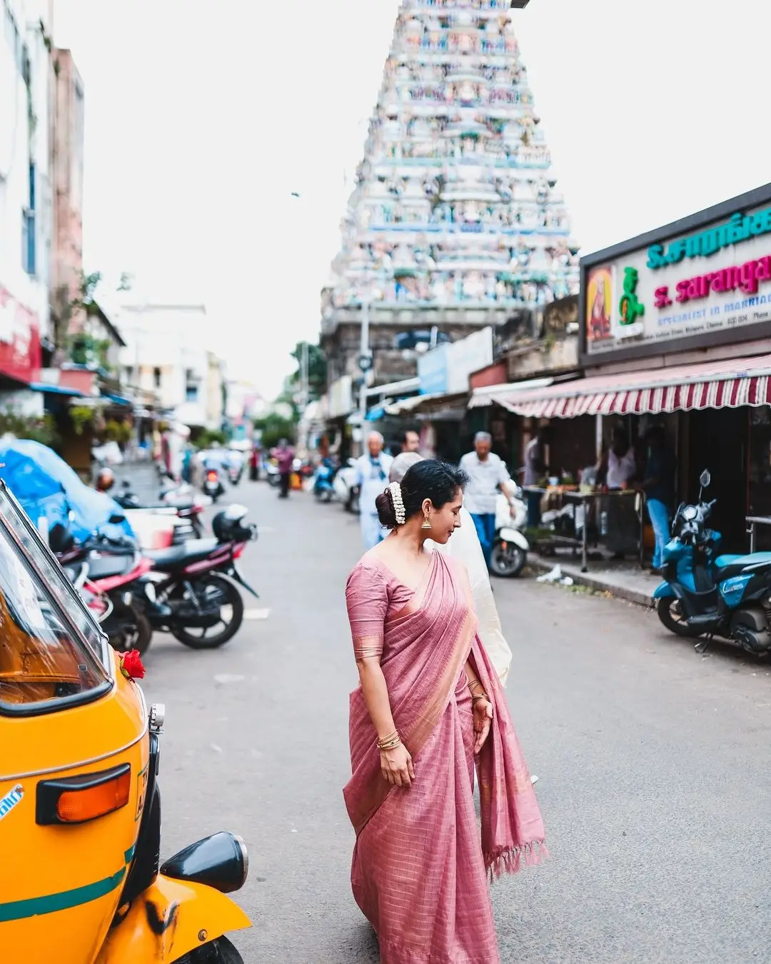 Pooja Ramachandran In Traditional Pink Saree